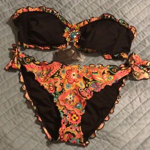 VS Fiesta bikini set